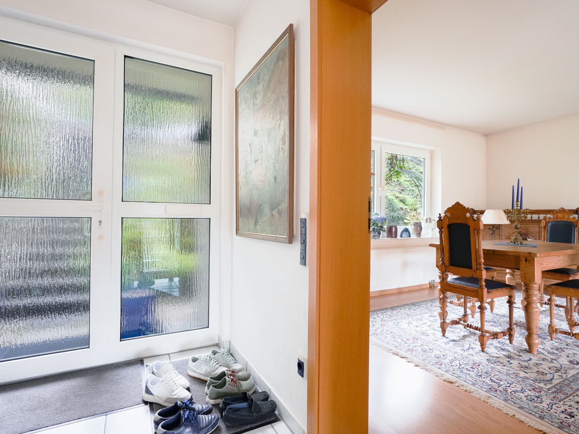 Gepflegtes Reihenendhaus mit Kamin, Balkon und großem Garten in Altena – Bild 2